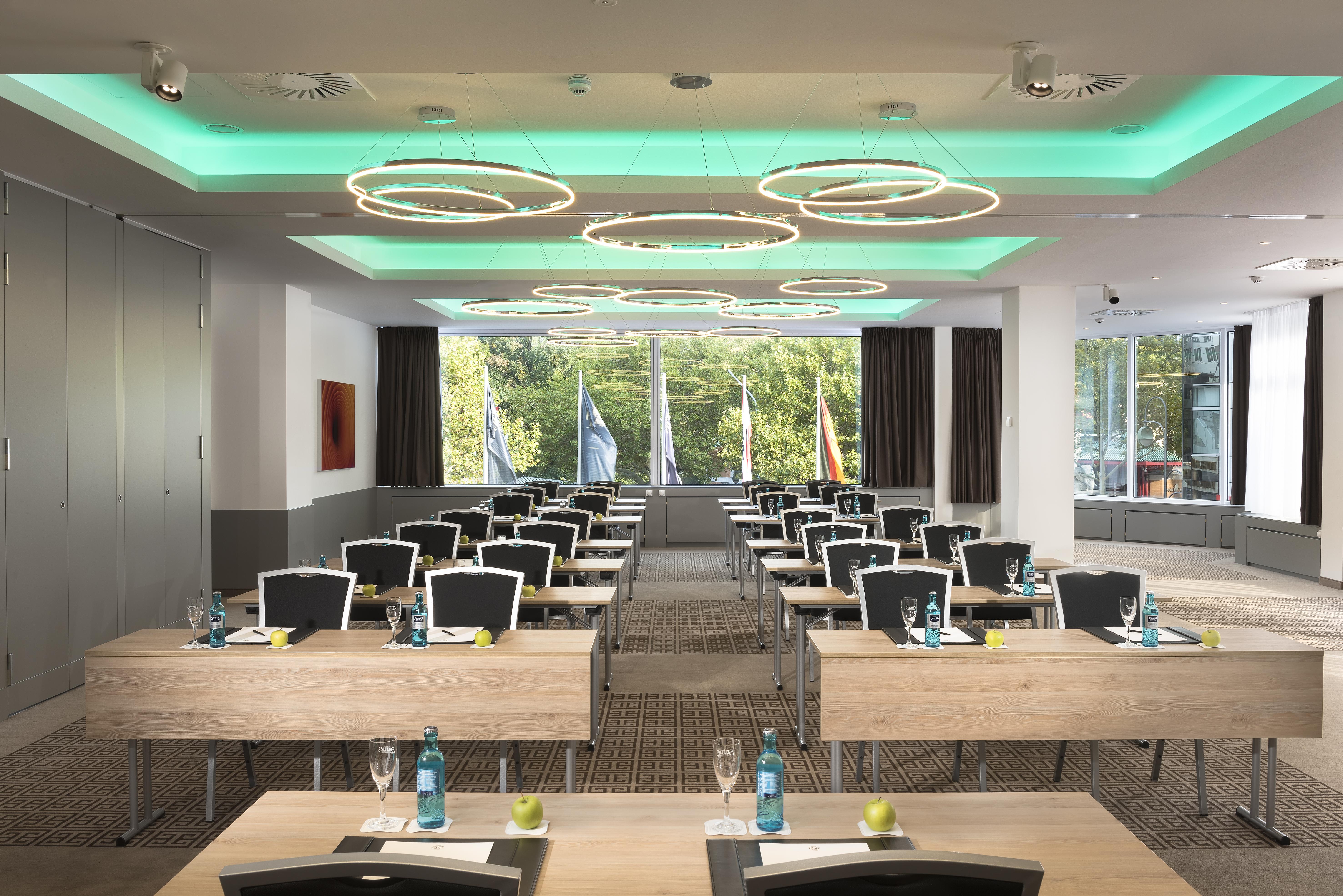 Hotel Palace Berlin Ngoại thất bức ảnh Meeting room